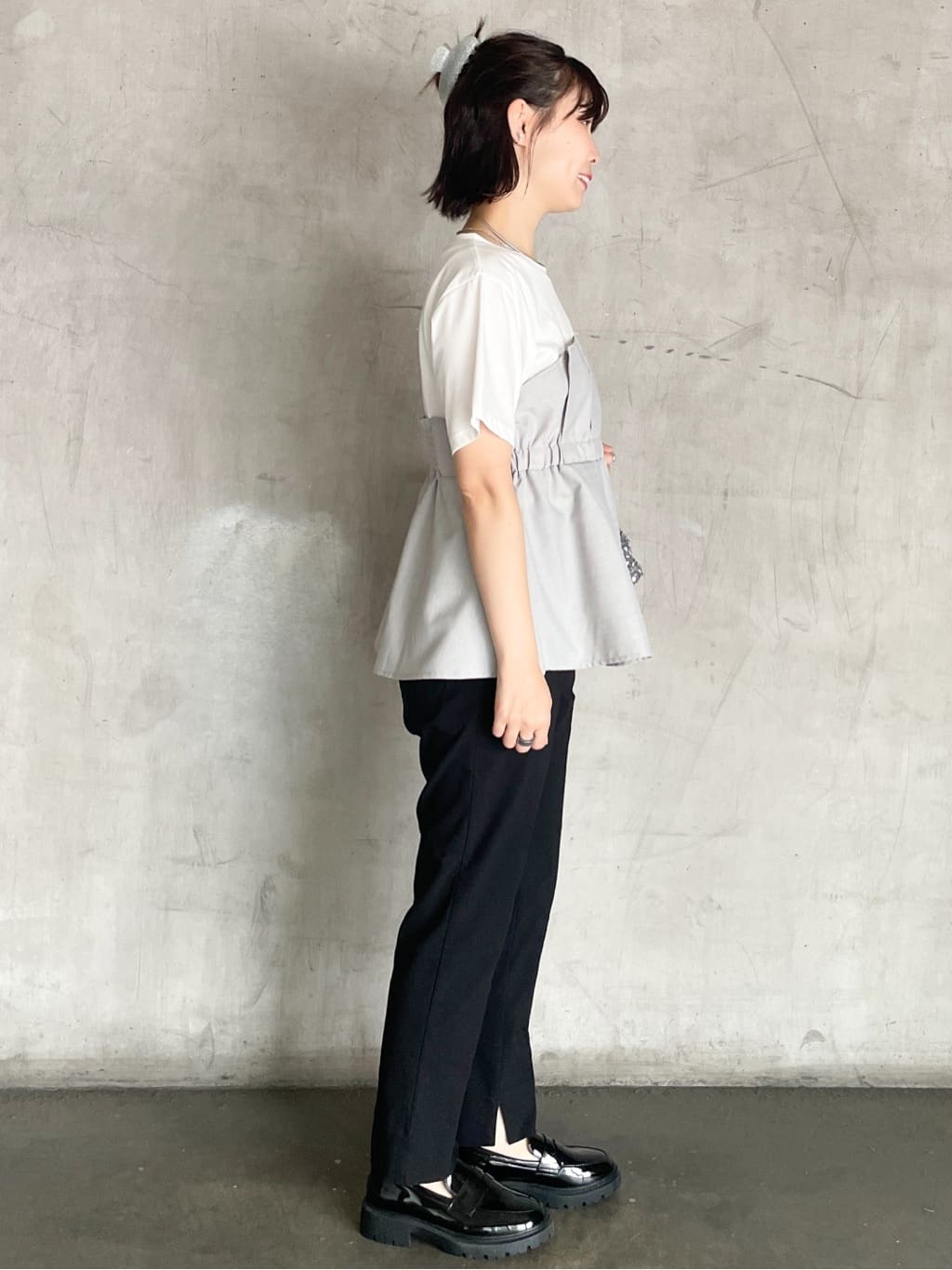 tomokoさんの「OPAQUE.CLIP｜ボリュームソールコインローファーシューズ」を使ったコーディネート