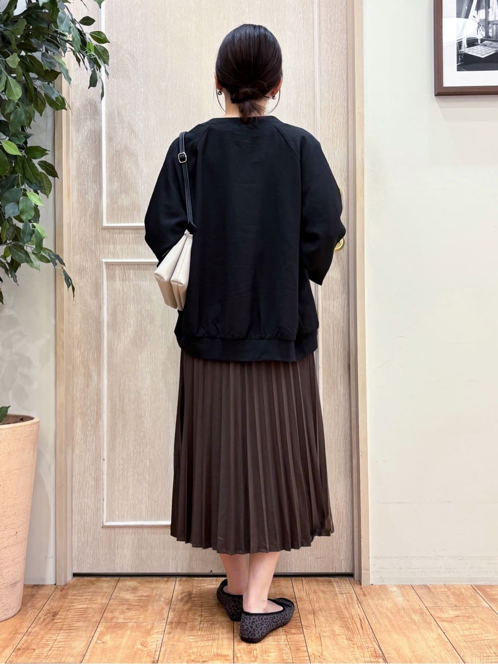 なみさんの「SHOO･LA･RUE｜【洗濯機可/S-LL】さっと羽織れる 軽量リブブルゾン」を使ったコーディネート