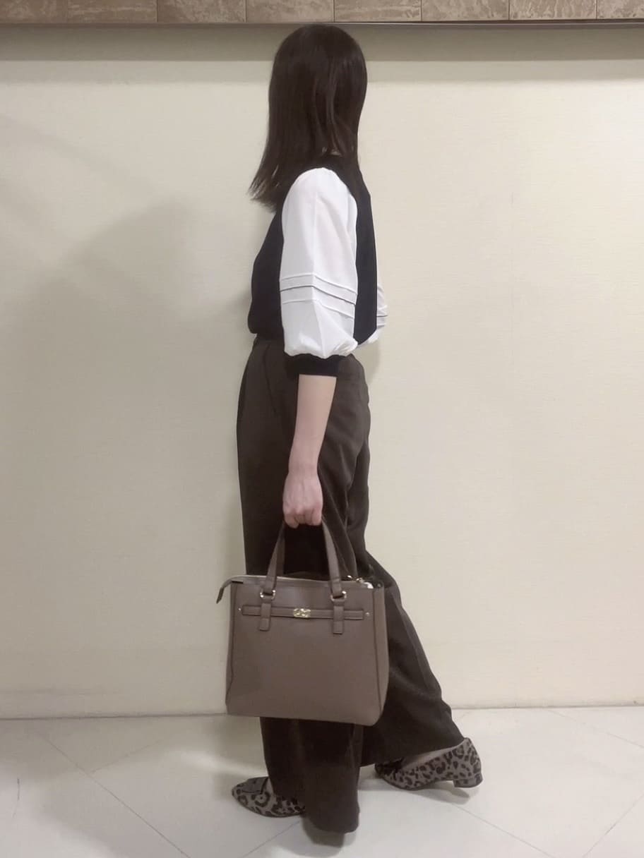 yukaさんの「Reflect｜【WEB先行カラーあり／手洗い可】ジョーゼットスリーブ&times;ニット」を使ったコーディネート