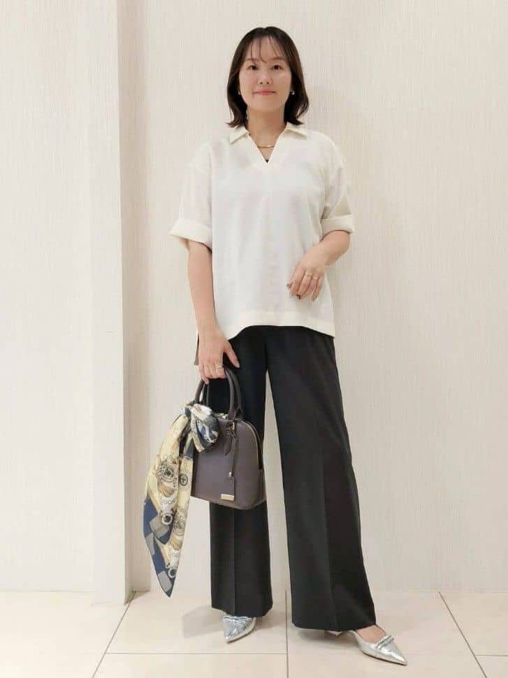 naokoさんの「UNTITLED｜【UV/はっ水/セットアップ可】リラククールパンツ」を使ったコーディネート