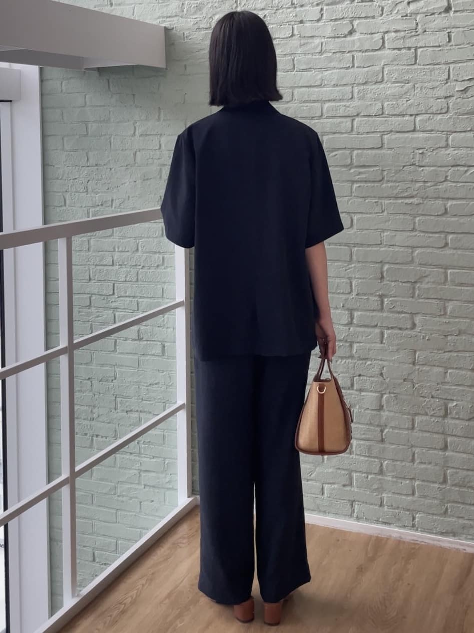 NATSUMIさんの「grove｜軽やかに羽織れて、きちんと見え ハーフスリーブテーラードジャケット」を使ったコーディネート
