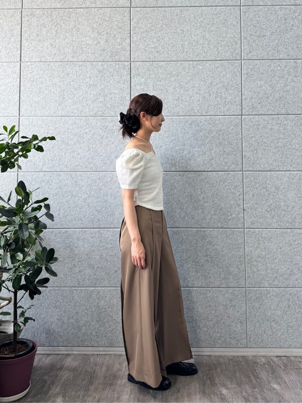uchi__yamaさんの「CODE A｜gather puff jersey tops」を使ったコーディネート