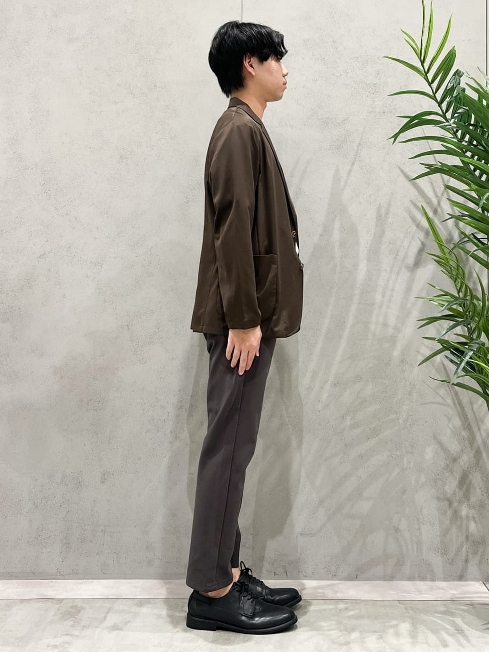 SHI-MAさんの「THE SHOP TK｜スムースファイバーリラックスジャケット 【セットアップ可／UVカット／イージーケア／洗濯機OK】」を使ったコーディネート