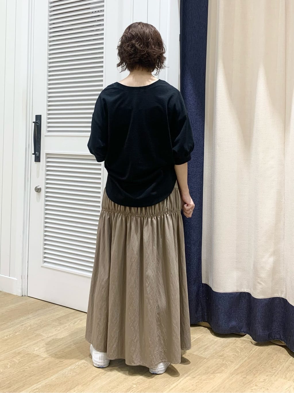 IMARIさんの「Dessin｜【360度可愛い/前後2WAY/洗える】ライトコットンヘンリーカットソー」を使ったコーディネート