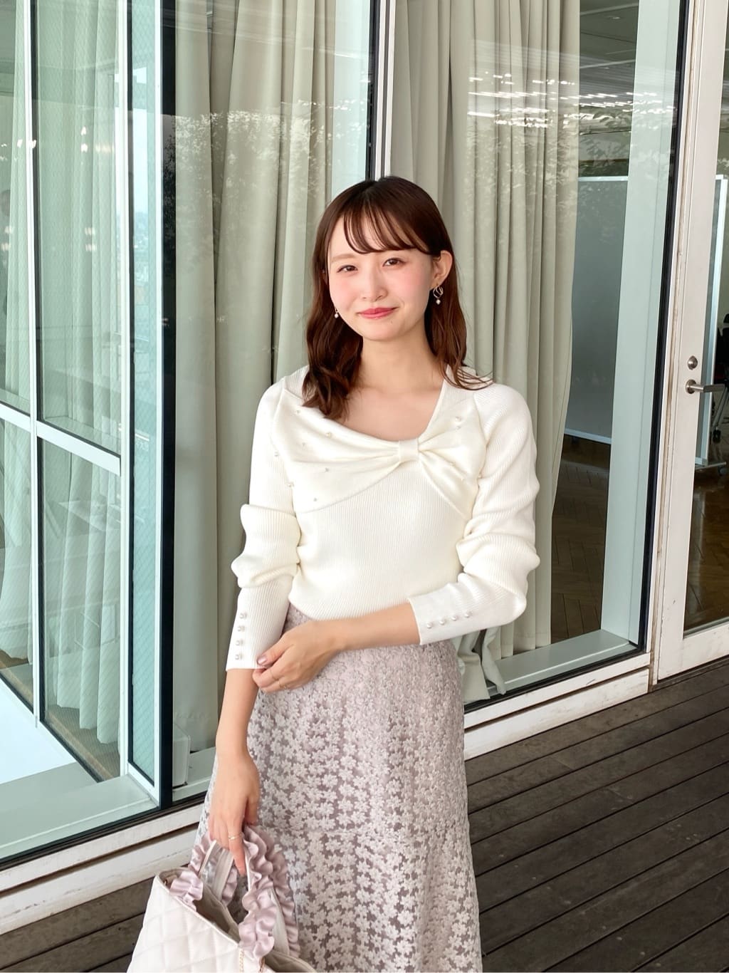 みさかさんの「index｜小花刺繍チュールマーメイドスカート【洗濯機OK／抗ピル】」を使ったコーディネート