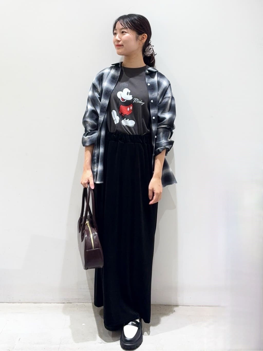 きみさんの「OPAQUE.CLIP｜【Mickey Mouse】プリントロングTシャツ」を使ったコーディネート