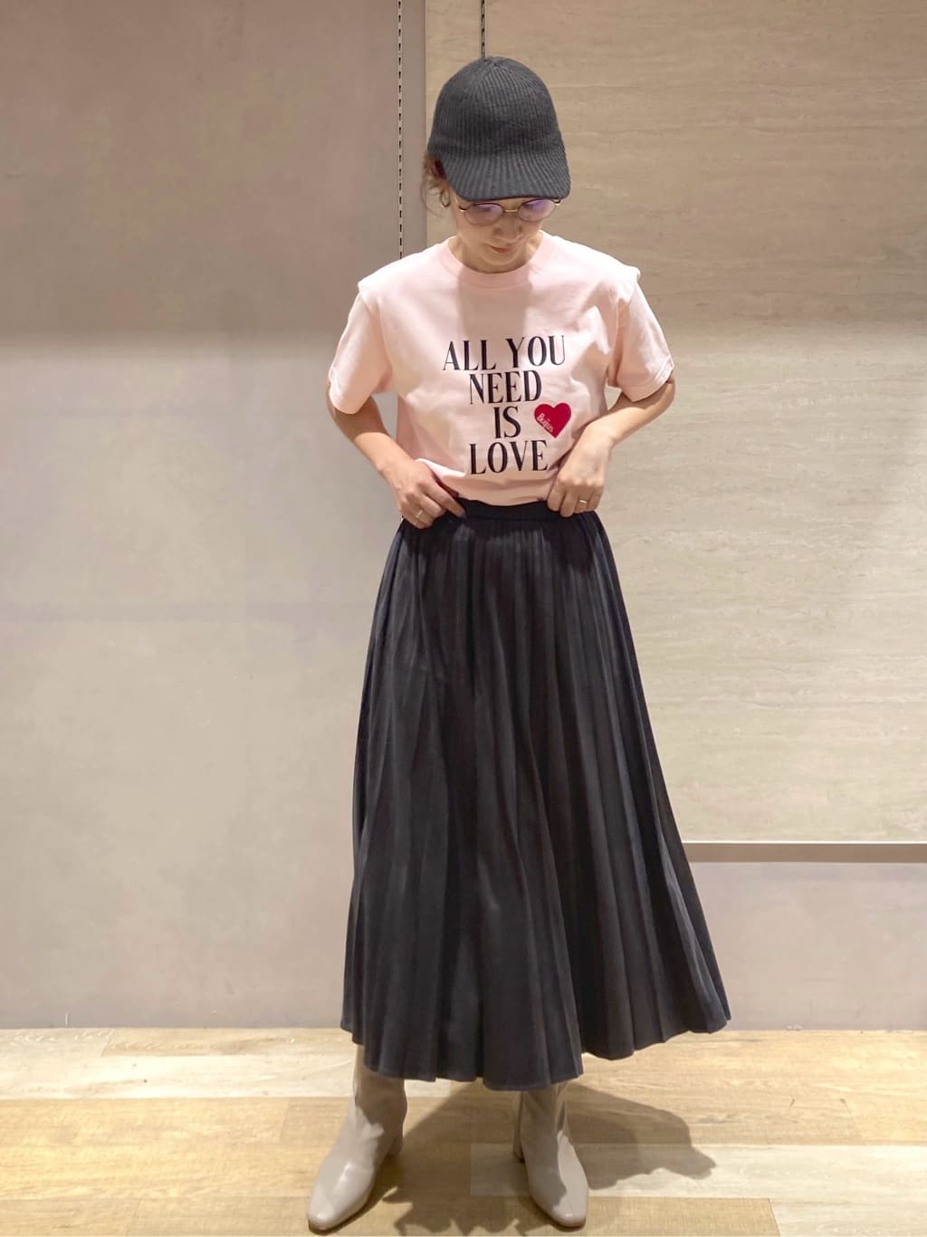 たけねぇさんの「OPAQUE.CLIP｜ロックTシャツ別注アソート【GREEN DAY／METALLICA／THE BEATLES】」を使ったコーディネート