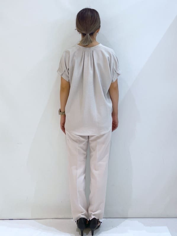 manaさんの「OPAQUE.CLIP｜《7色展開／XS-LLサイズ》タックスリーブスキッパーブラウス【洗濯機洗い可／吸水速乾／抗ピル／防シ」を使ったコーディネート