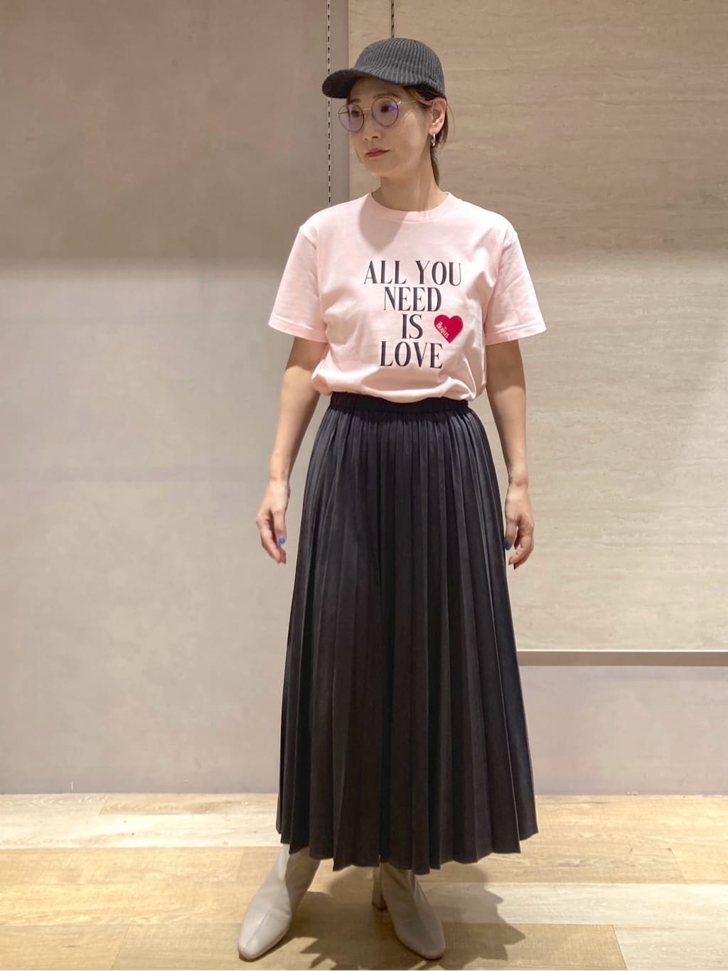 たけねぇさんの「OPAQUE.CLIP｜ロックTシャツ別注アソート【GREEN DAY／METALLICA／THE BEATLES】」を使ったコーディネート