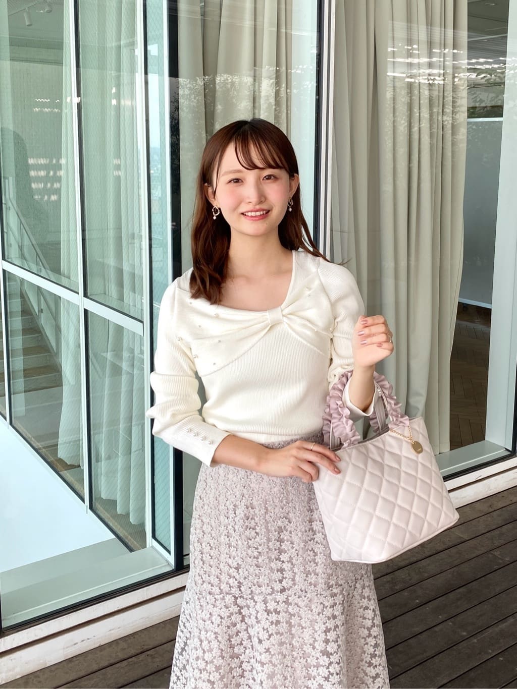 みさかさんの「index｜小花刺繍チュールマーメイドスカート【洗濯機OK／抗ピル】」を使ったコーディネート