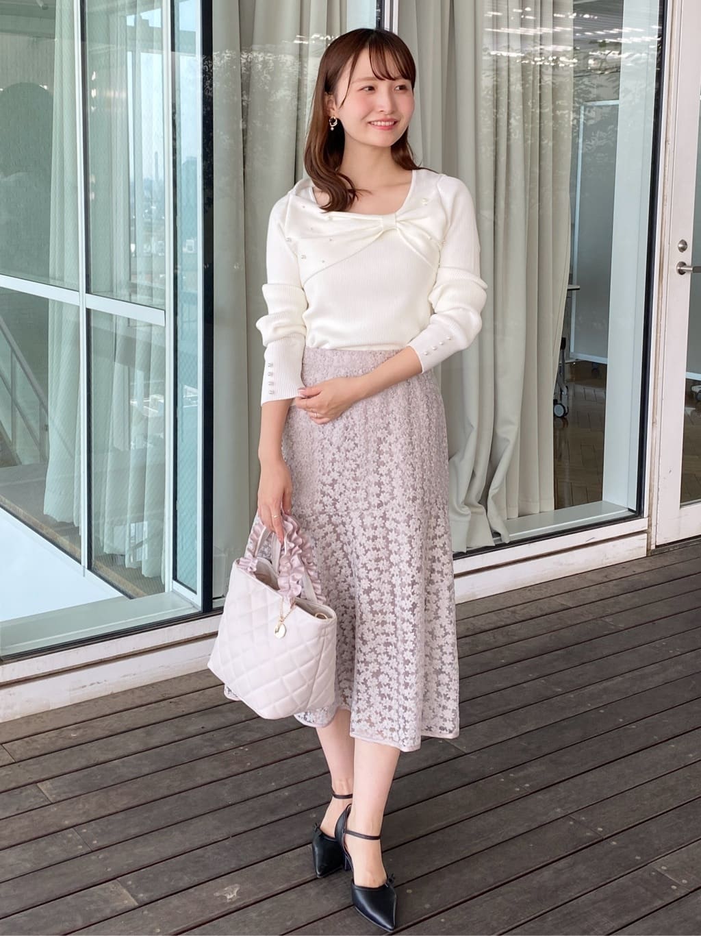 みさかさんの「index｜小花刺繍チュールマーメイドスカート【洗濯機OK／抗ピル】」を使ったコーディネート