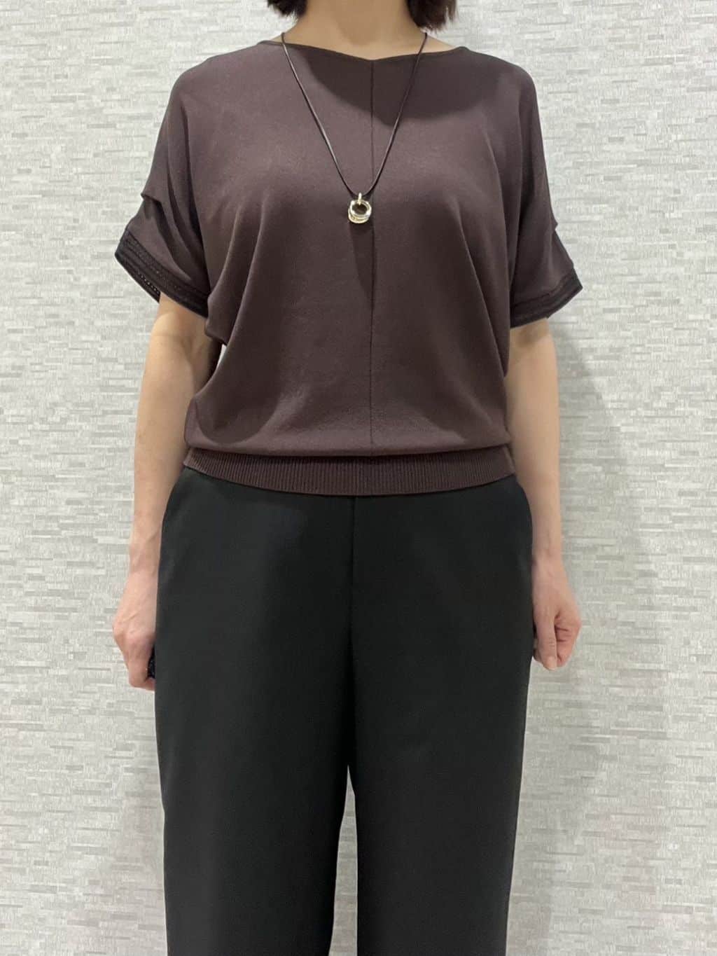 marikoさんの「Reflect｜【選べる7色◎／手洗い可／二の腕カバー】半袖ニット」を使ったコーディネート