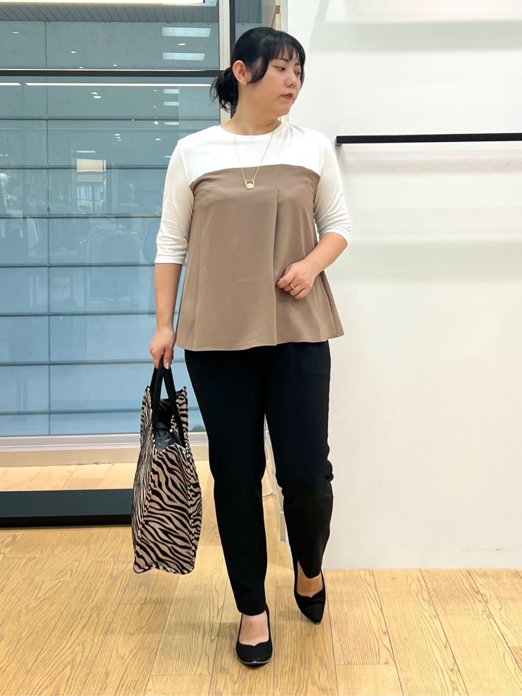 shimaさんの「INDIVI｜【セットアップ可能】ビスチェレイヤード風トップス」を使ったコーディネート