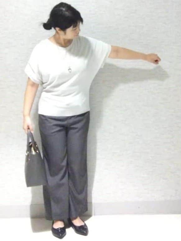 sakoさんの「Reflect｜【ウエスト総ゴム／セットアップ／単品使いOK◎】ベスト＋ストレートパンツセット」を使ったコーディネート