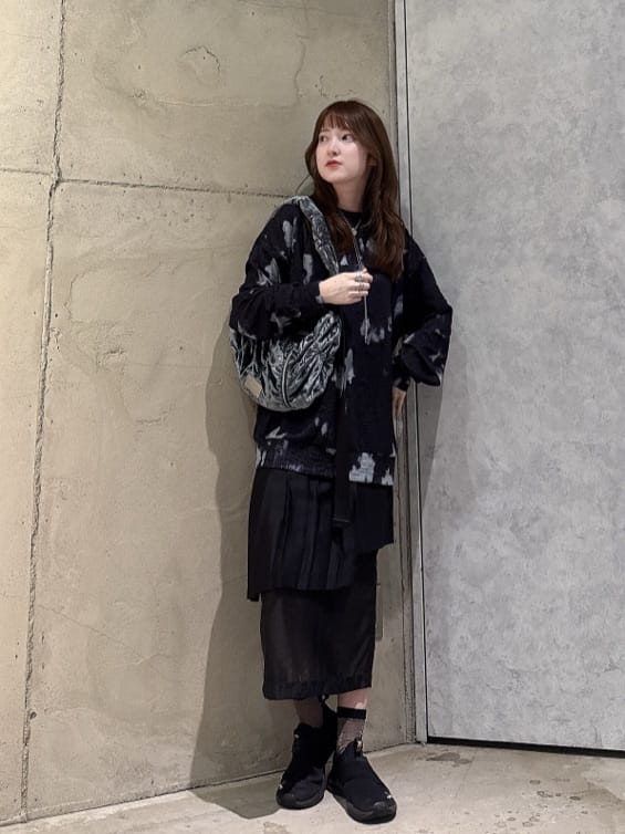 MIKAさんの「tk.TAKEO KIKUCHI｜ブラーアブストカットソー」を使ったコーディネート