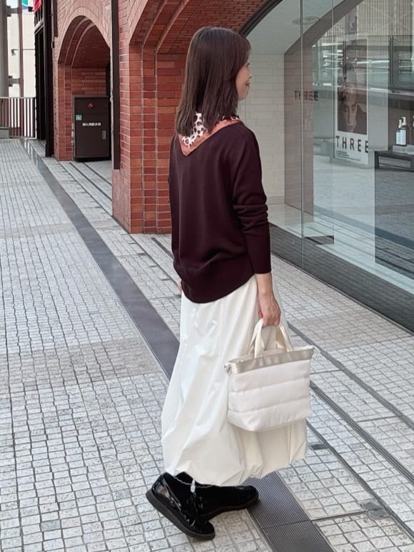 makiさんの「UNTITLED｜【8色展開/体型カバー】魅せるタイムレスニット」を使ったコーディネート