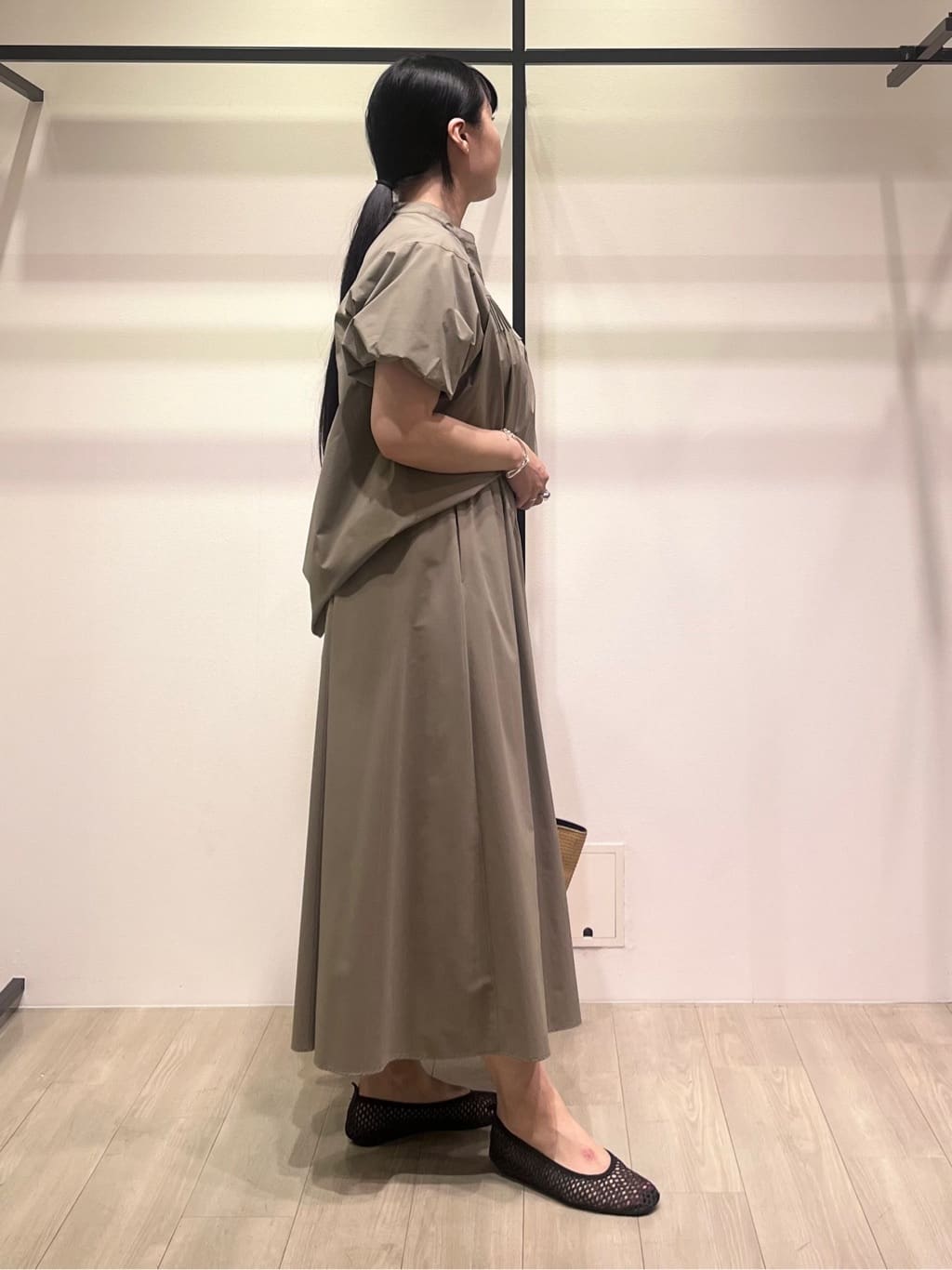 hasuさんの「INDIVI｜クロストップブレスレット」を使ったコーディネート