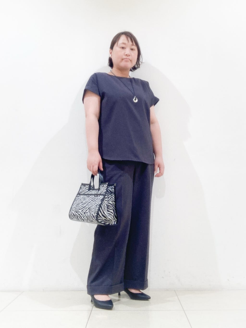takedaさんの「UNTITLED｜【セットアップ可/はっ水/通勤】リラククール 半袖ブラウス」を使ったコーディネート