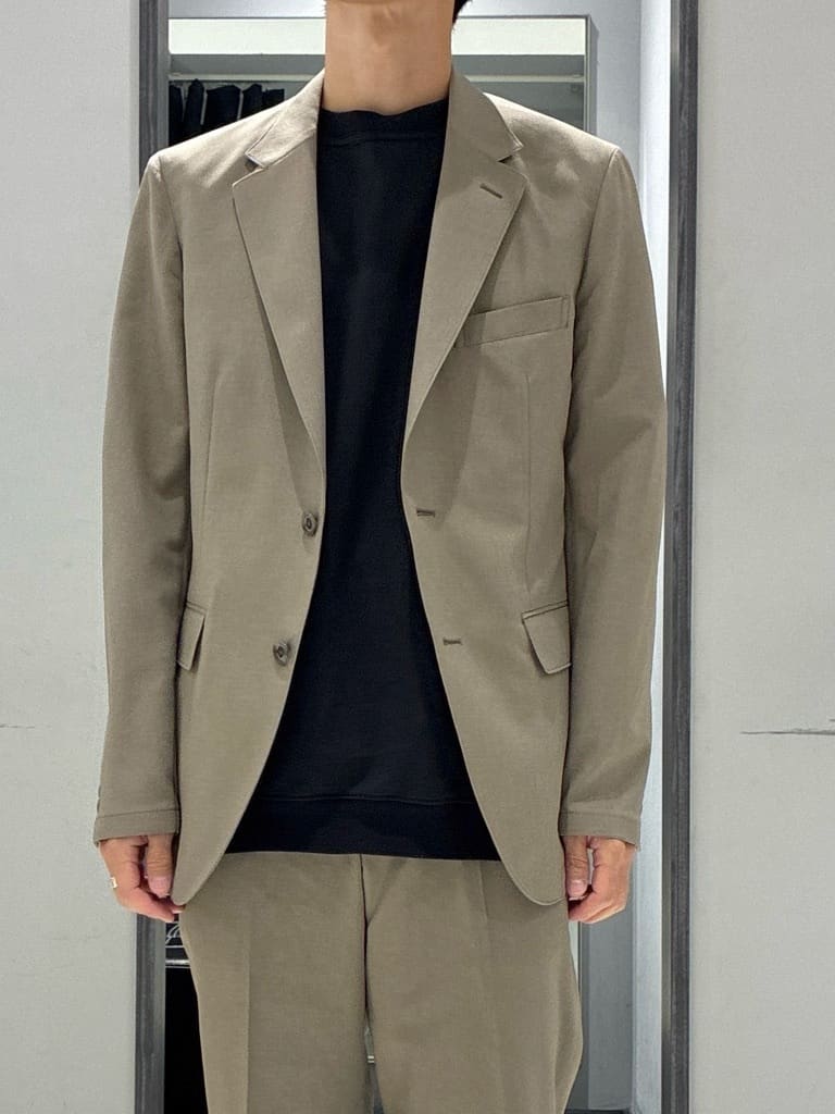 わいずみさんの「TAKEO KIKUCHI｜【COOL CITY WEAR】アーバンクール ジャケット /接触冷感・吸水速乾」を使ったコーディネート
