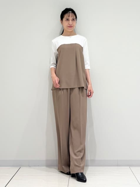 kayoさんの「INDIVI｜【セットアップ可能】ビスチェレイヤード風トップス」を使ったコーディネート