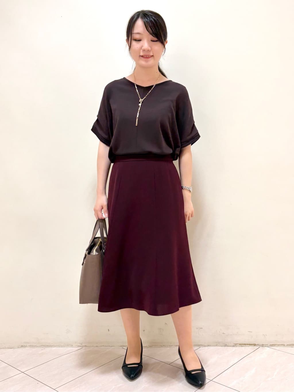 mikiさんの「Reflect｜【美シルエット】ソフトマーメイドスカート」を使ったコーディネート