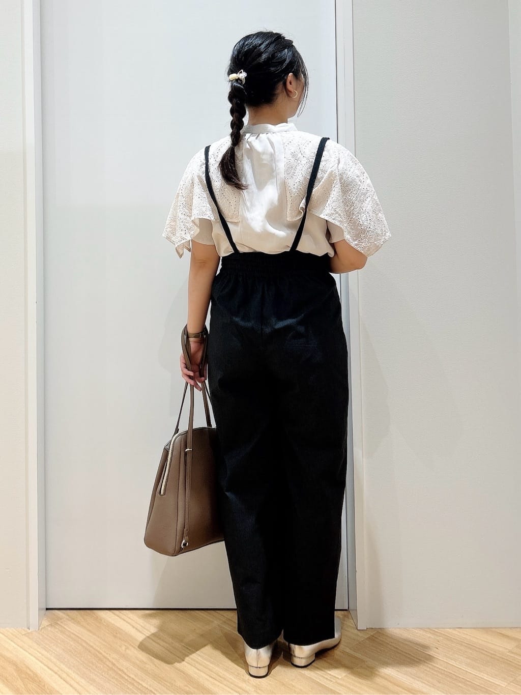 みいさんの「grove｜【2WAY】ハイパーストレッチストラップパンツ」を使ったコーディネート