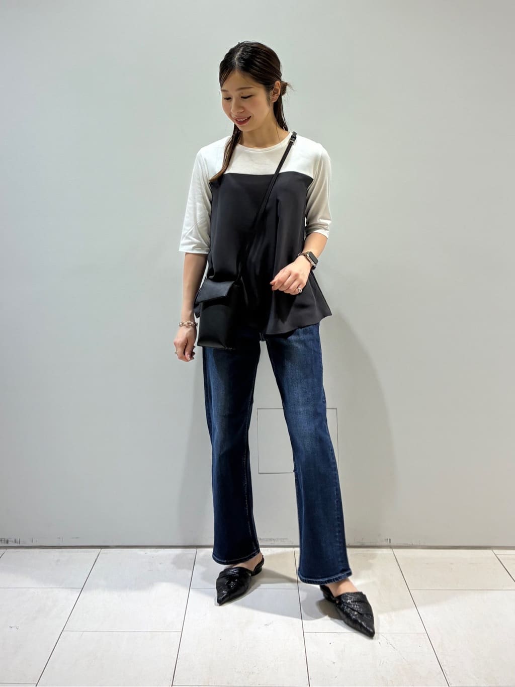 KAOさんの「INDIVI｜【セットアップ可能】ビスチェレイヤード風トップス」を使ったコーディネート