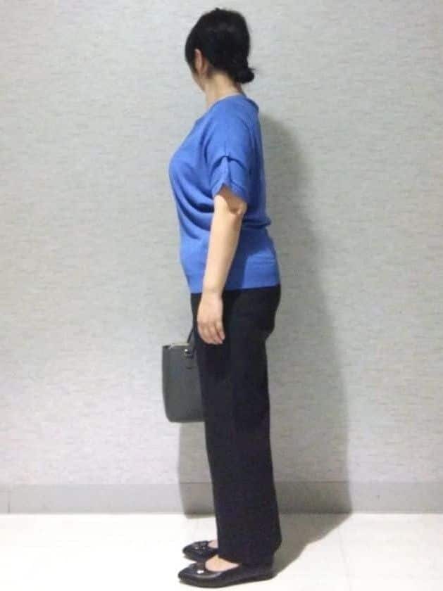 sakoさんの「Reflect｜【撥水加工で裾が汚れにくい◎／ウエスト総ゴム】ワイドストレートパンツ」を使ったコーディネート