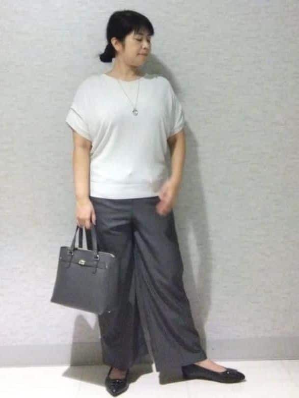 sakoさんの「Reflect｜【ウエスト総ゴム／セットアップ／単品使いOK◎】ベスト＋ストレートパンツセット」を使ったコーディネート