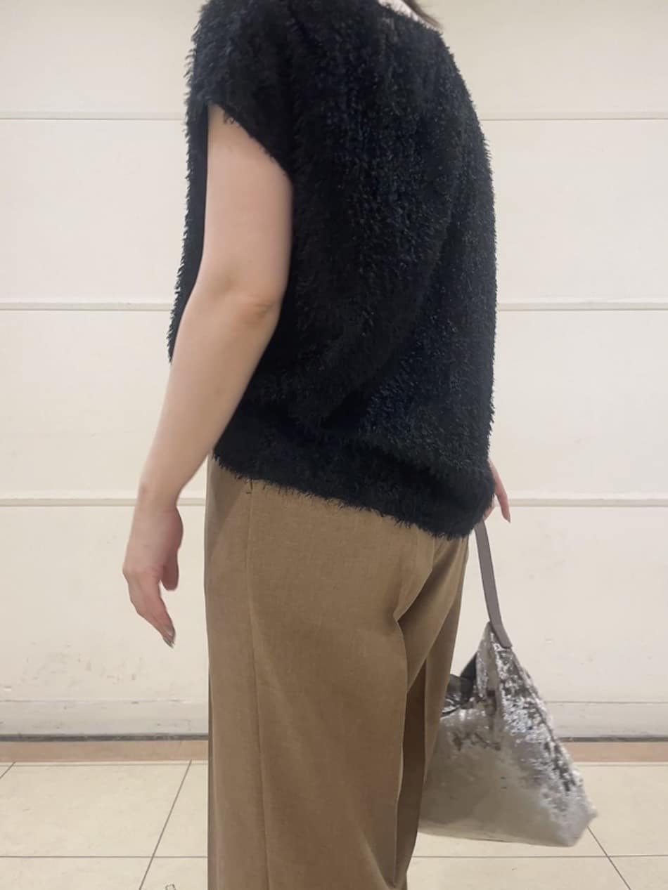 watanabeさんの「UNTITLED｜【セットアップ可/洗える】フェザーフレンチスリーブブラウス」を使ったコーディネート