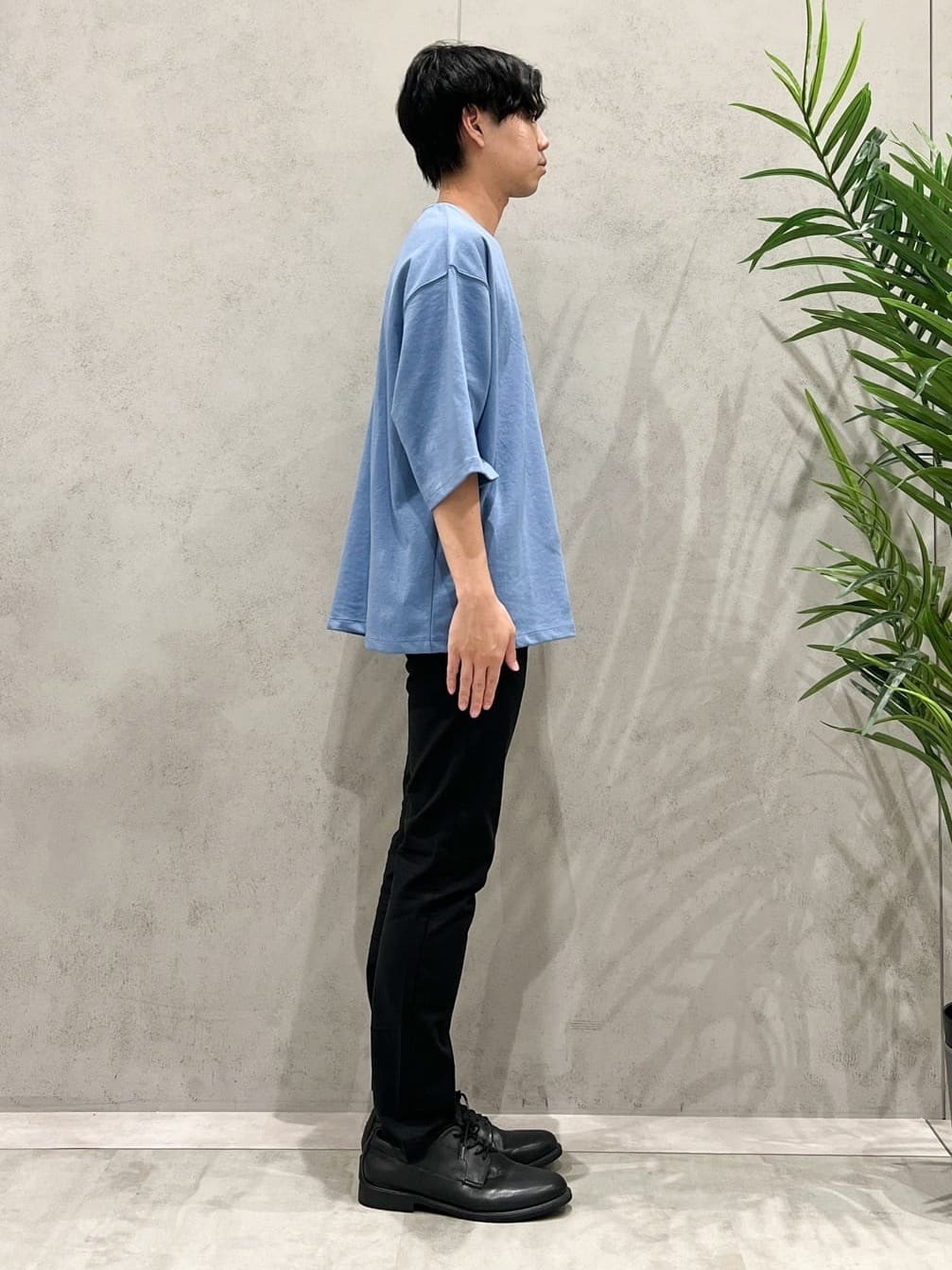 SHI-MAさんの「THE SHOP TK｜配色刺繍6分袖Tシャツ 【ビッグシルエット／洗濯機OK】」を使ったコーディネート