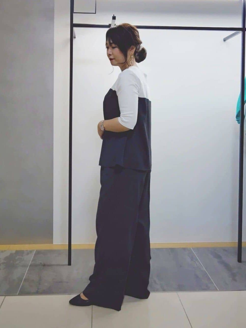 TOMOMIさんの「INDIVI｜【着心地◎！】タックワイドパンツ」を使ったコーディネート
