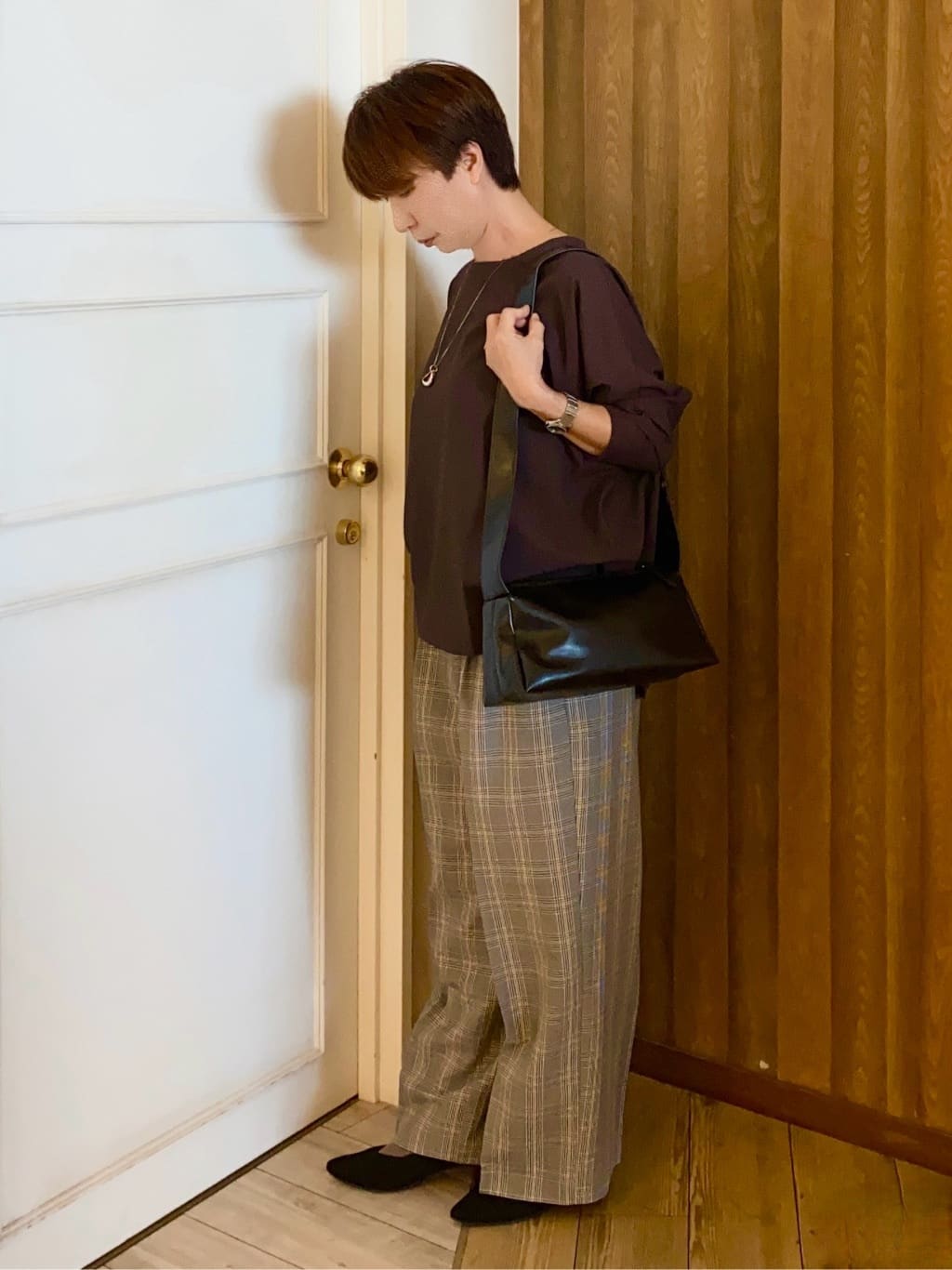 WAさんの「SHOO･LA･RUE｜【洗濯機可/S-LL】すっきり上品きれい見え タックワイドパンツ」を使ったコーディネート