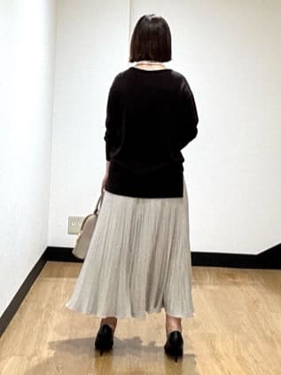 MIKIKOさんの「UNTITLED｜【シワ知らず/ウエストゴム】スエード風プリーツスカート」を使ったコーディネート
