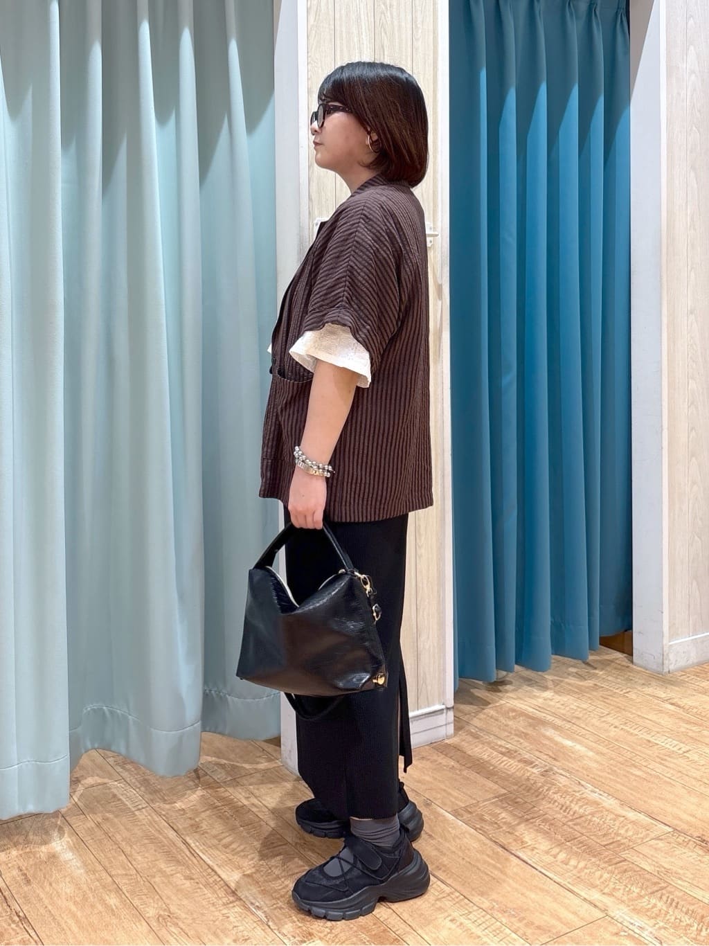 砂糖さんの「SHOO･LA･RUE｜【5分袖】大人の魅力を惹きたてる レースカットソー」を使ったコーディネート