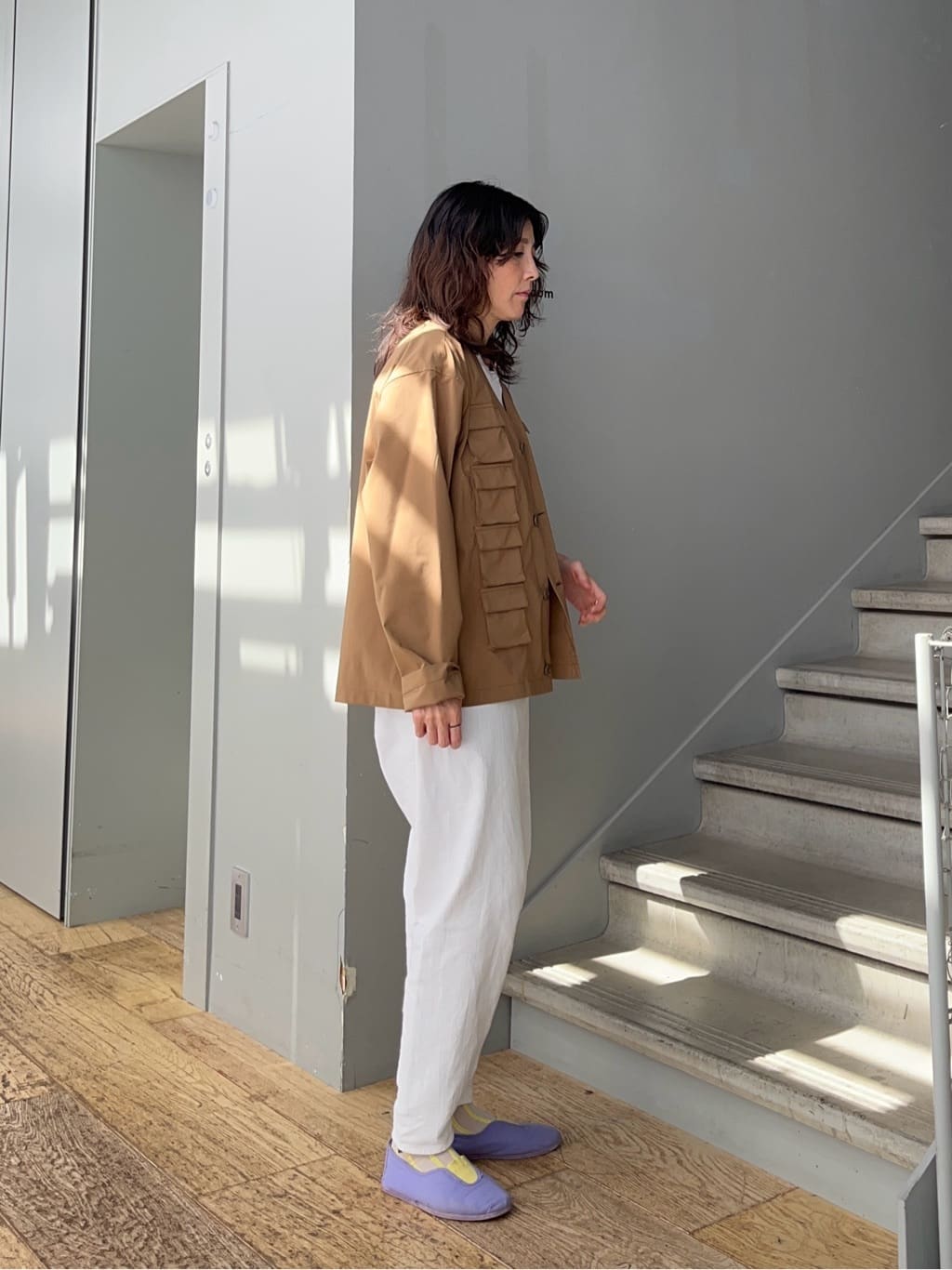 神野（jinno）さんの「TAKEO KIKUCHI｜エリナシカバーオール」を使ったコーディネート