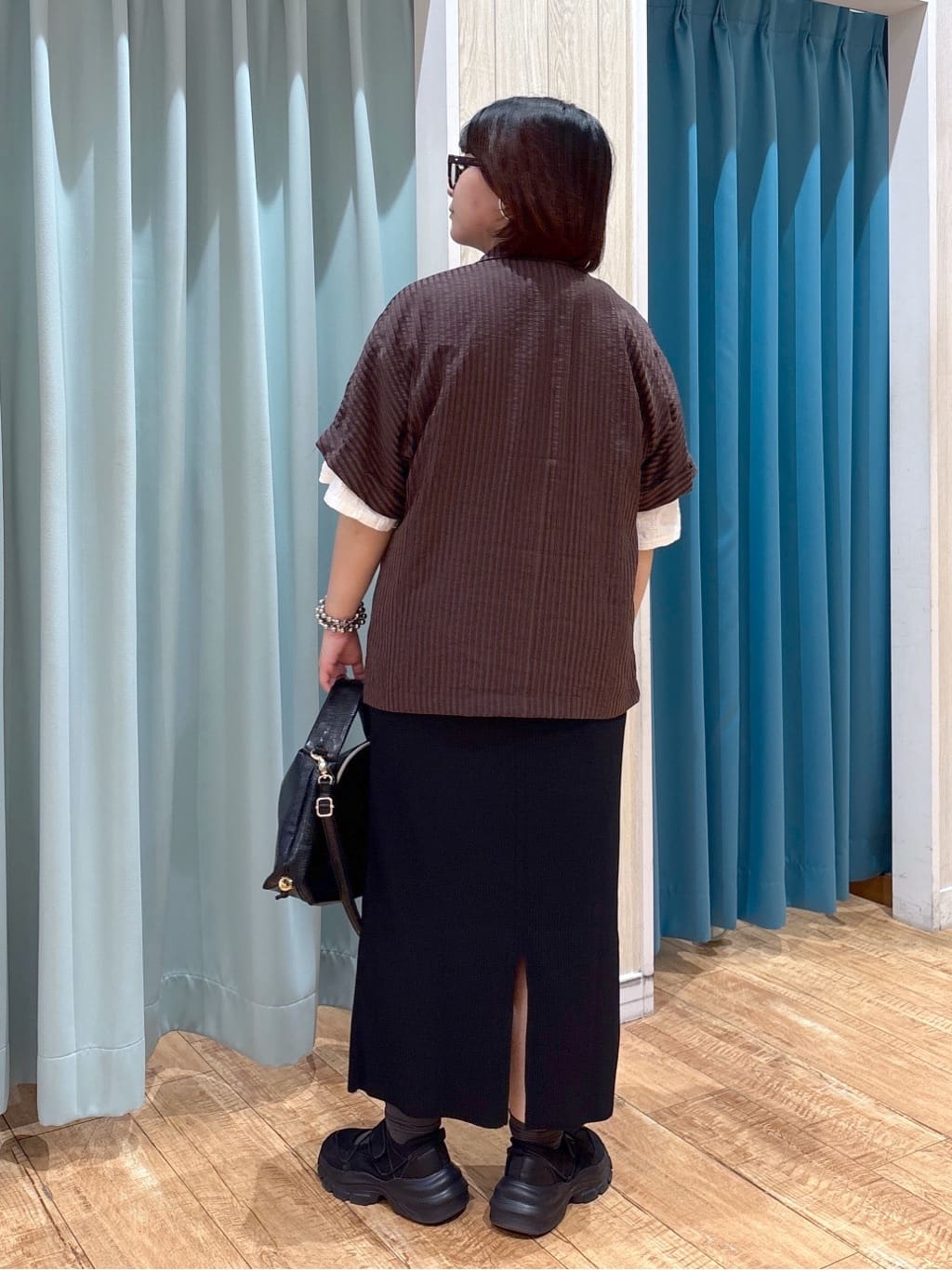 砂糖さんの「SHOO･LA･RUE｜【5分袖】大人の魅力を惹きたてる レースカットソー」を使ったコーディネート