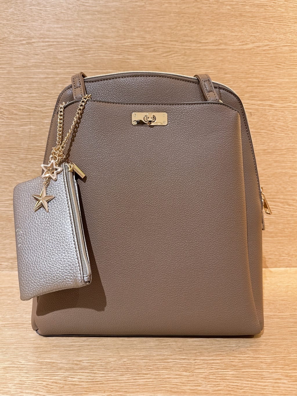 みーさんの「grove｜【カセット服】ダブルブレストテーラードジャケット」を使ったコーディネート