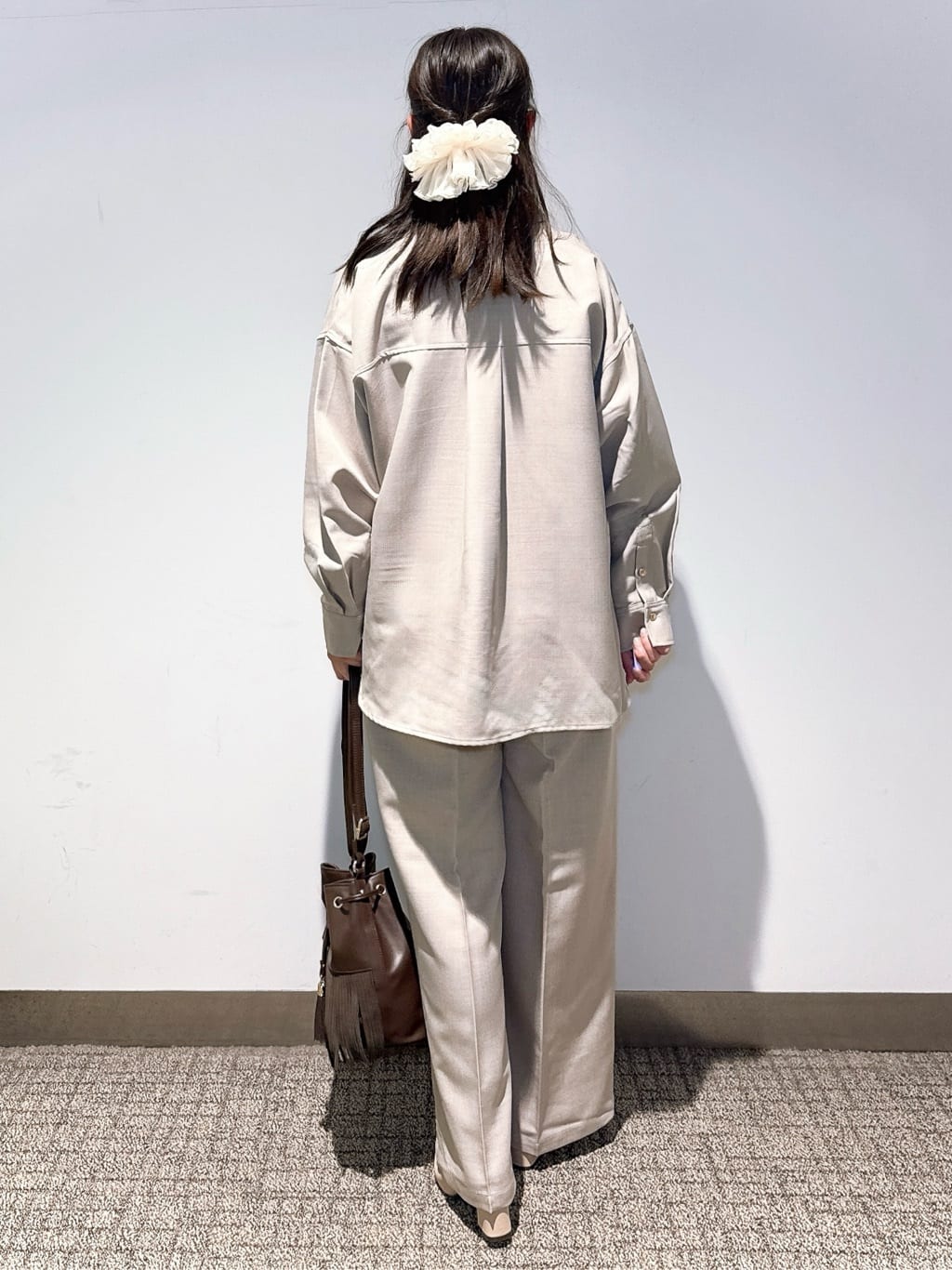 みーさんの「grove｜【カセット服/選べる着丈】洗濯機で洗えるオーバーシャツ」を使ったコーディネート