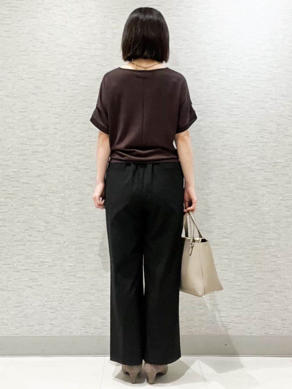 marikoさんの「Reflect｜【選べる7色◎／手洗い可／二の腕カバー】半袖ニット」を使ったコーディネート