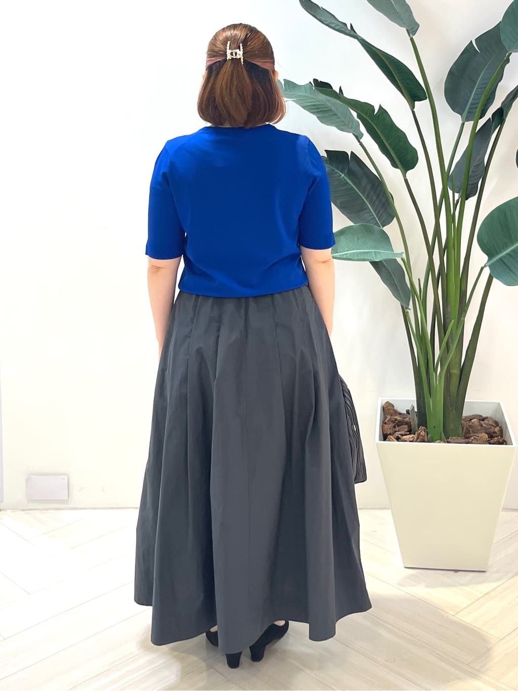 Tomoさんの「UNTITLED｜【アンサンブル可/薄手/洗える】5分袖クルーニット」を使ったコーディネート