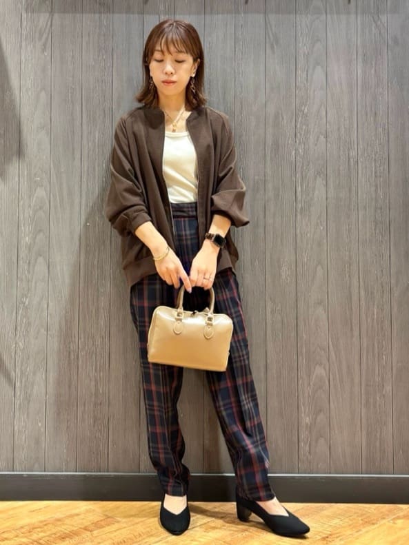 meiさんの「SHOO･LA･RUE｜【洗濯機可/S-LL】さっと羽織れる 軽量リブブルゾン」を使ったコーディネート