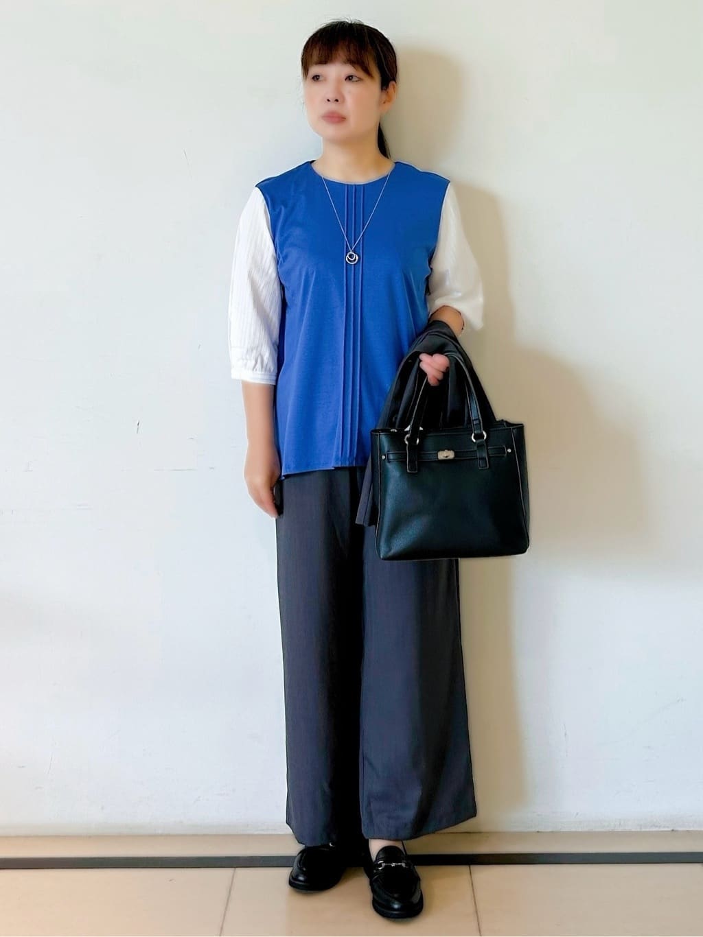 ひーさんの「Reflect｜【ウエスト総ゴム／セットアップ／単品使いOK◎】ベスト＋ストレートパンツセット」を使ったコーディネート