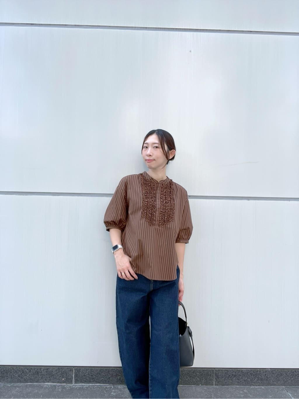 canaさんの「Dessin｜【洗える】フリルバンドカラー五分袖ブラウス」を使ったコーディネート