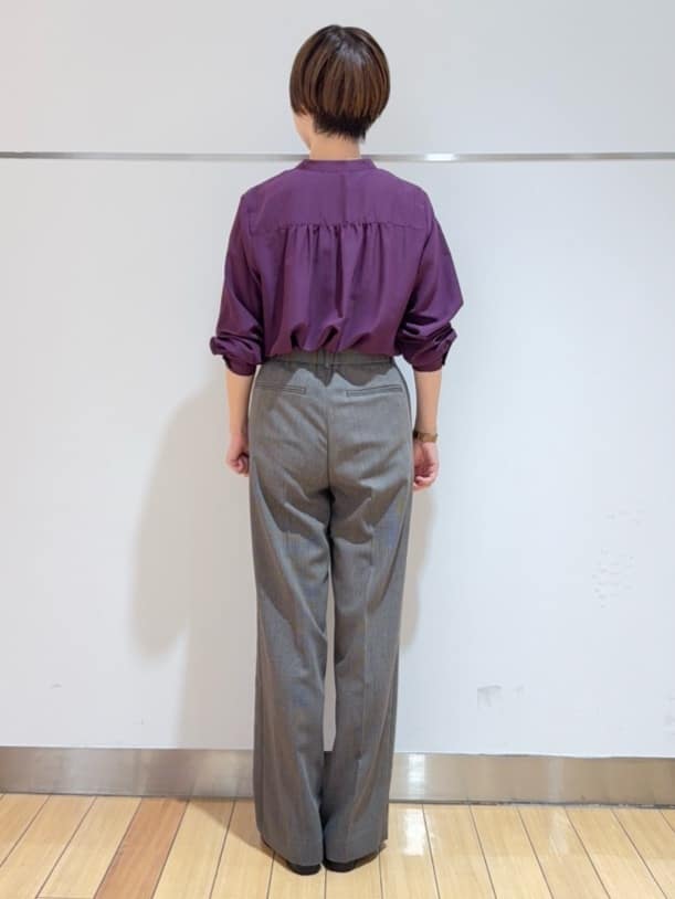 あやさんの「UNTITLED｜【秋も着られる/セットアップ可】リラククールシャツ」を使ったコーディネート