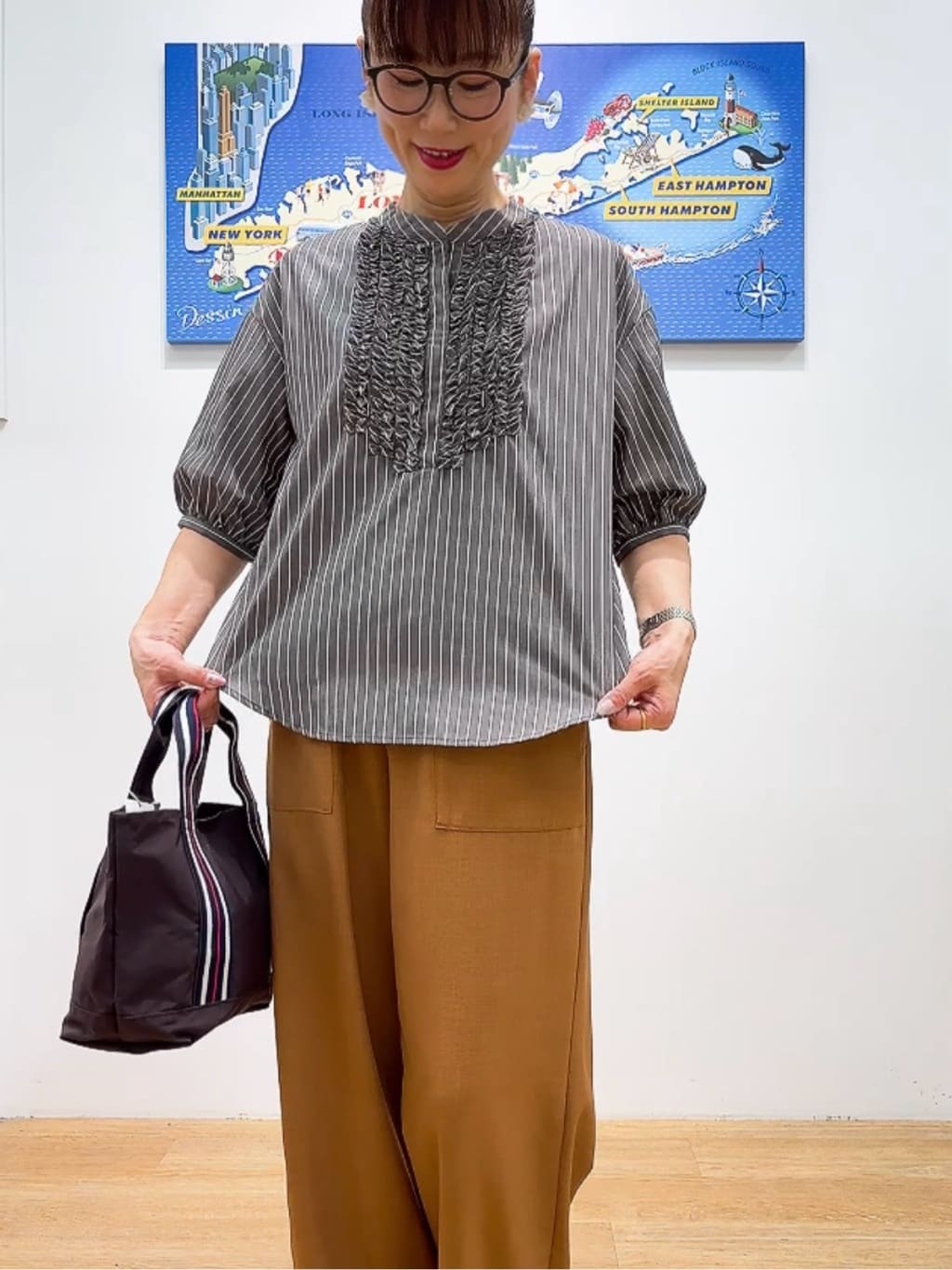 Yasucoさんの「Dessin｜【洗える】フリルバンドカラー五分袖ブラウス」を使ったコーディネート