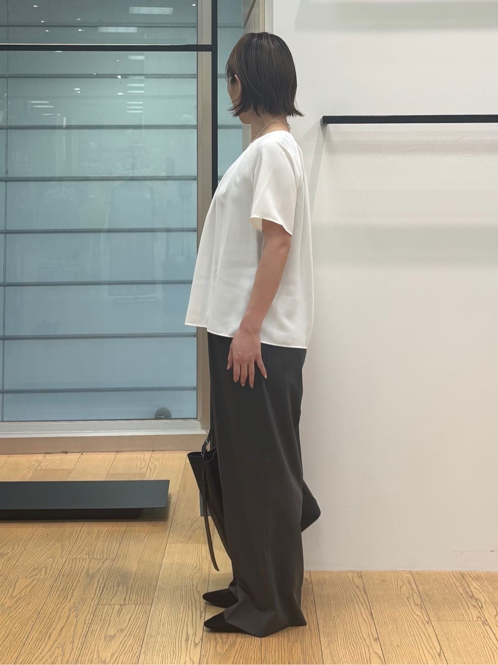 asamiさんの「INDIVI｜【UVケア】タックブラウス」を使ったコーディネート