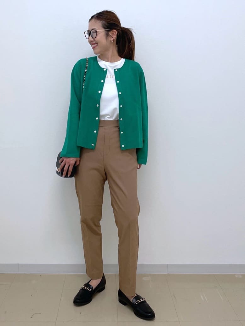 Akiさんの「OPAQUE.CLIP｜メタリック刺繍ロゴTシャツ【接触冷感／洗濯機洗い可】」を使ったコーディネート