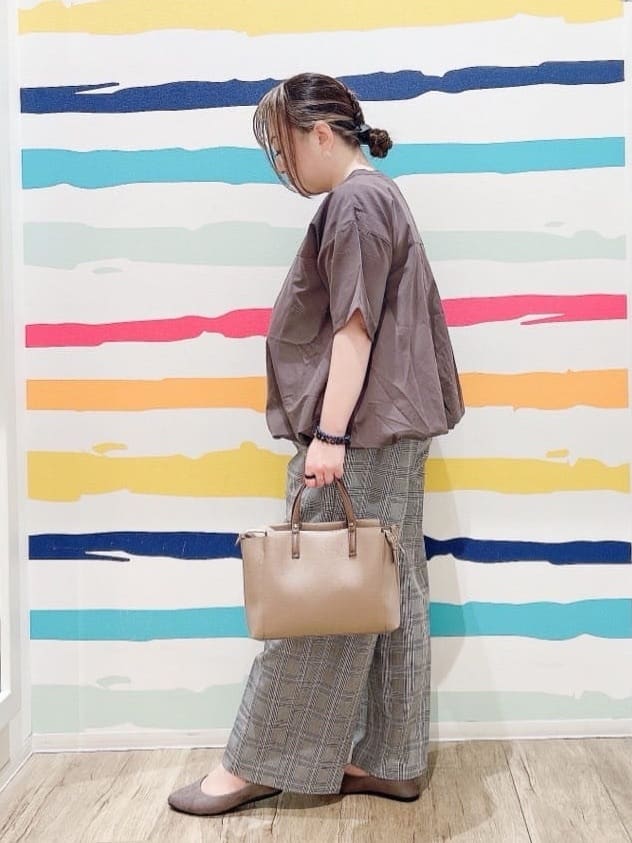 Peeさんの「SHOO･LA･RUE｜ラクチン フラットパンプス」を使ったコーディネート