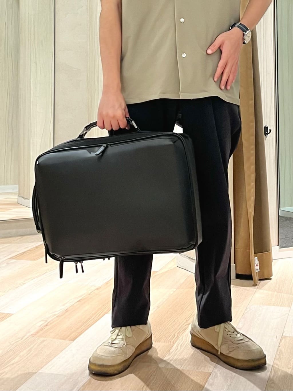 URAさんの「TAKEO KIKUCHI｜【COOL CITY WEAR】エアートール オープンカラーシャツ /接触冷感・通気性」を使ったコーディネート